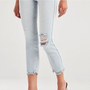 7 For All Mankind HW Straight Crop Size 28 NWT